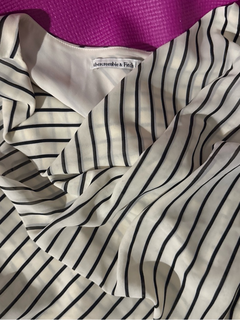 Abercrombie & Fitch White and Navy Striped V-Neck Top